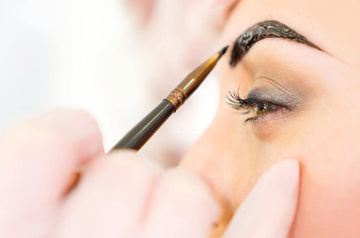 The Benefits Of Eyelash And Eyebrow Tinting