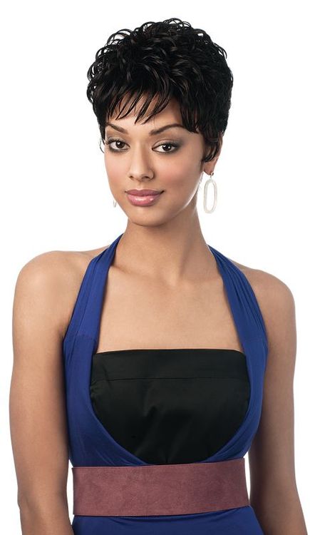 Sleek Synthetic Wig Halle